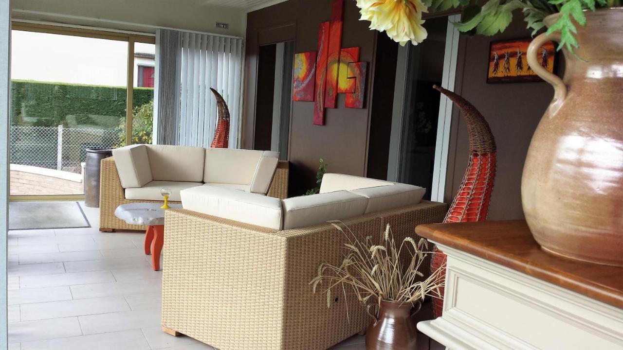 Chambre Privee Avec Salon, Garage Voiture, Velos, Motos Tourville-sur-Arques Dış mekan fotoğraf